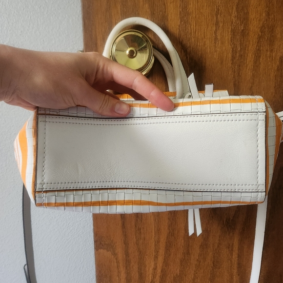 Coach Handbag/Crossbody - Picture 6 of 15